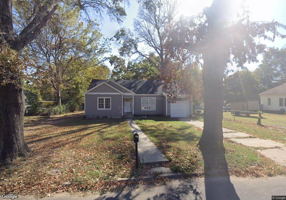 2303 Denver St, Muskogee, OK 74401 - photo 1