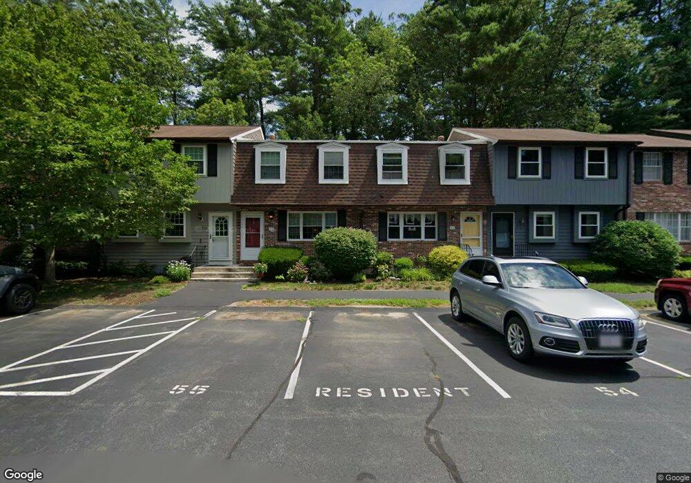 6-7 Treetop Ln unit 6-7, Kingston, MA 02364 - photo 1