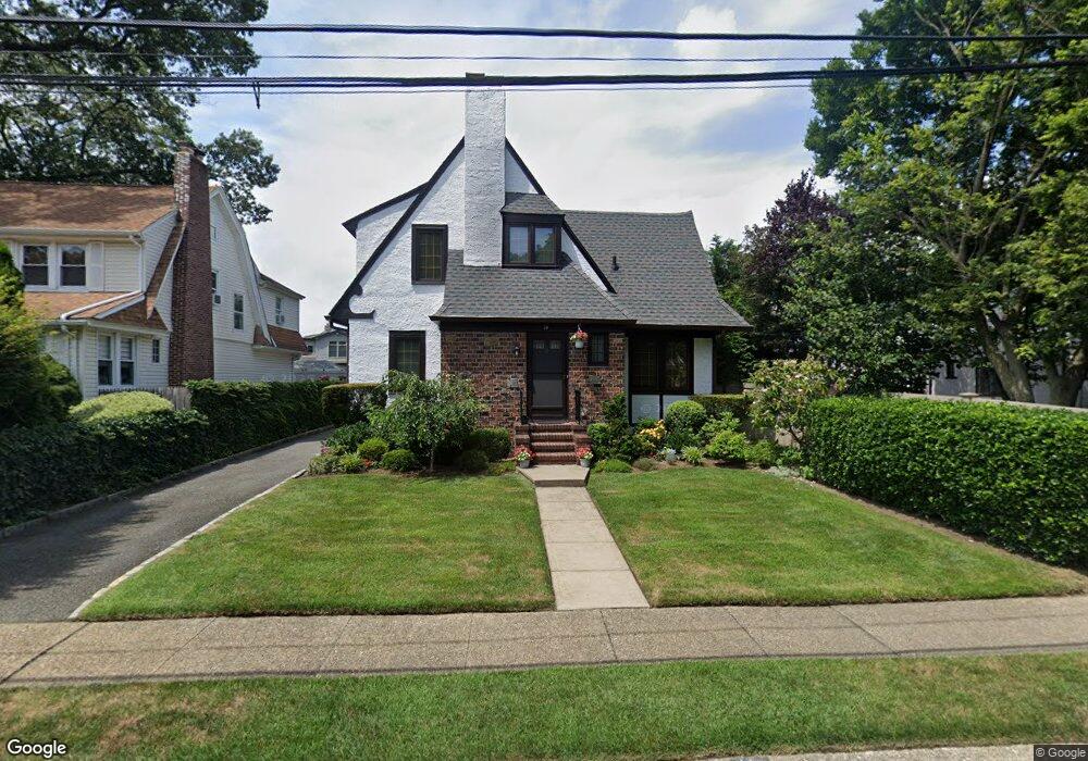 10 Cornell Place, Merrick, NY 11566 - photo 1