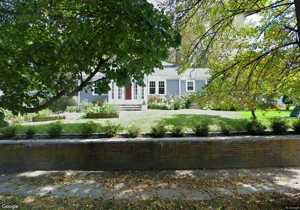 596 Grove St, Newton Lower Falls, MA 02462 - photo 1