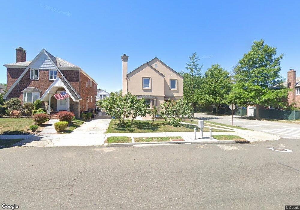 8104 193rd St, Hollis, NY 11423 - photo 1