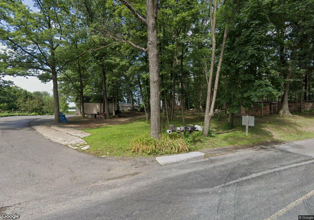 2459 Fisher Rd, Chambersburg, PA 17202 - photo 1