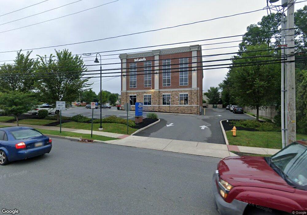 828 Eaton Ave, Bethlehem, PA 18018 - photo 1