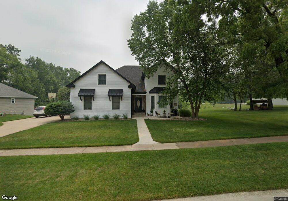 304 W Rigg St, New Carlisle, IN 46552 - photo 1