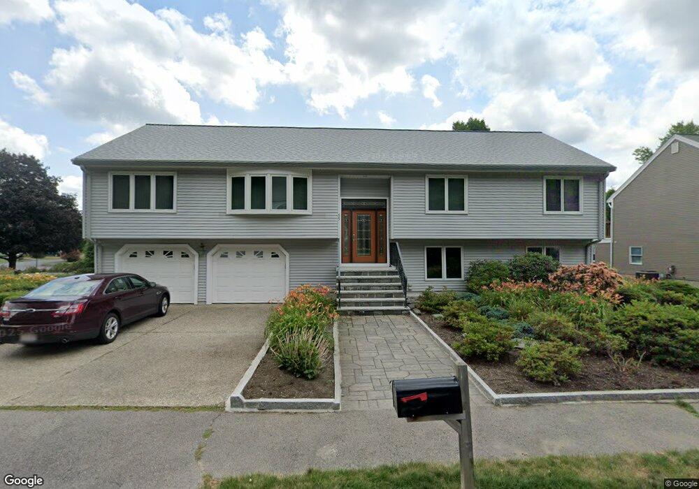 55 Meetinghouse Cir, Needham, MA 02492 - photo 1