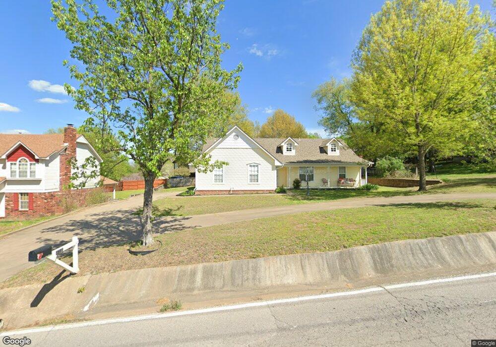 508 N Clubhouse Rd, Claremore, OK 74017 - photo 1