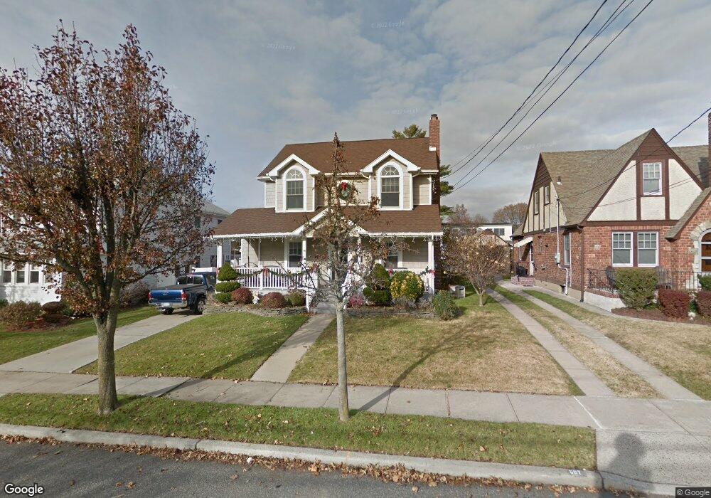 687 Adele Place, Baldwin, NY 11510 - photo 1