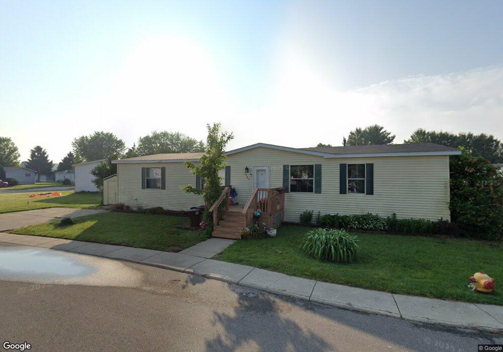 567 Persimmon Ct, Flint, MI 48506 - photo 1