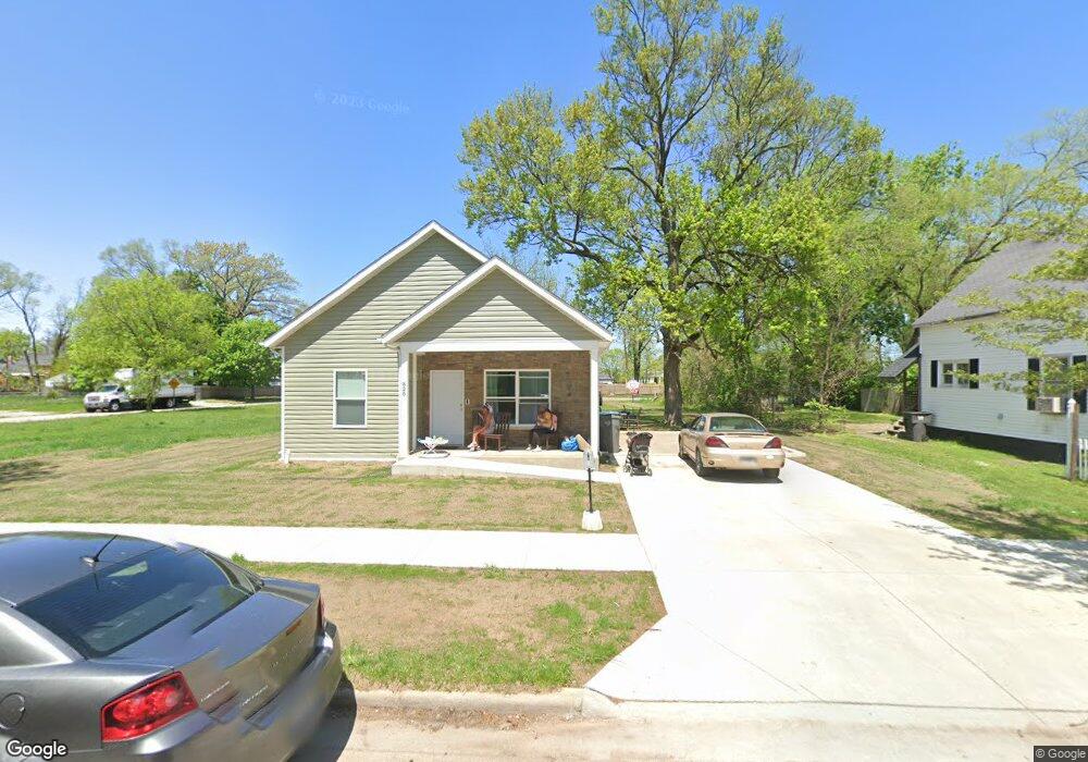 828 W Garfield Ave, Elkhart, IN 46516 - photo 1