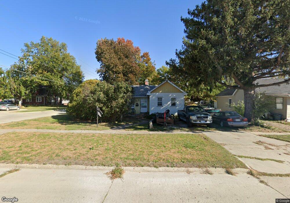 830 E 6th St N, Newton, IA 50208 - photo 1