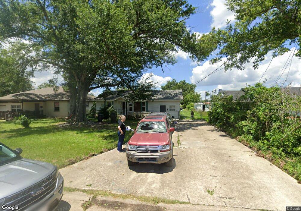 1915 Ike St, Lake Charles, LA 70607 - photo 1