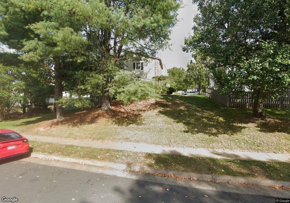 3031 Hickory Grove Ct, Fairfax, VA 22031 - photo 1