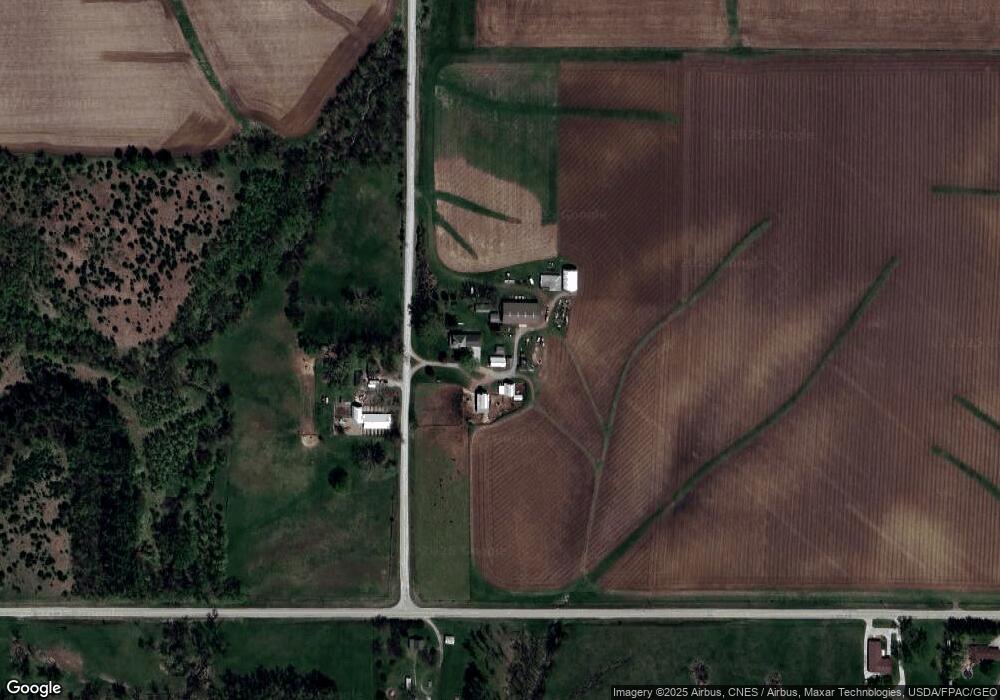 4158 E 20th St S, Newton, IA 50208 - photo 1