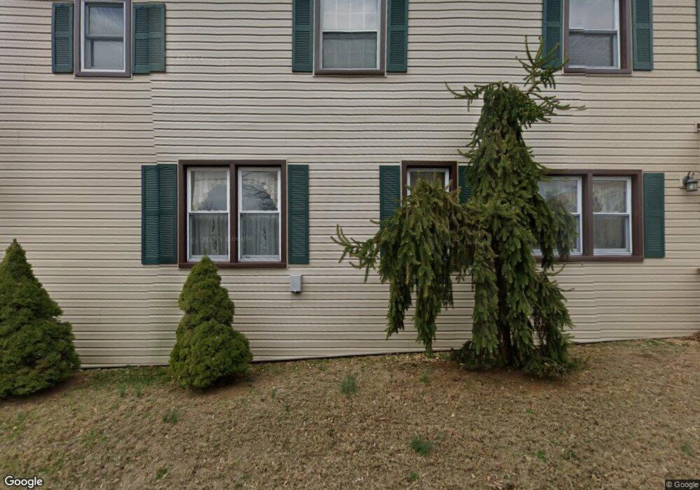 2337 Cumberland Ave, Reading, PA 19606 - photo 1