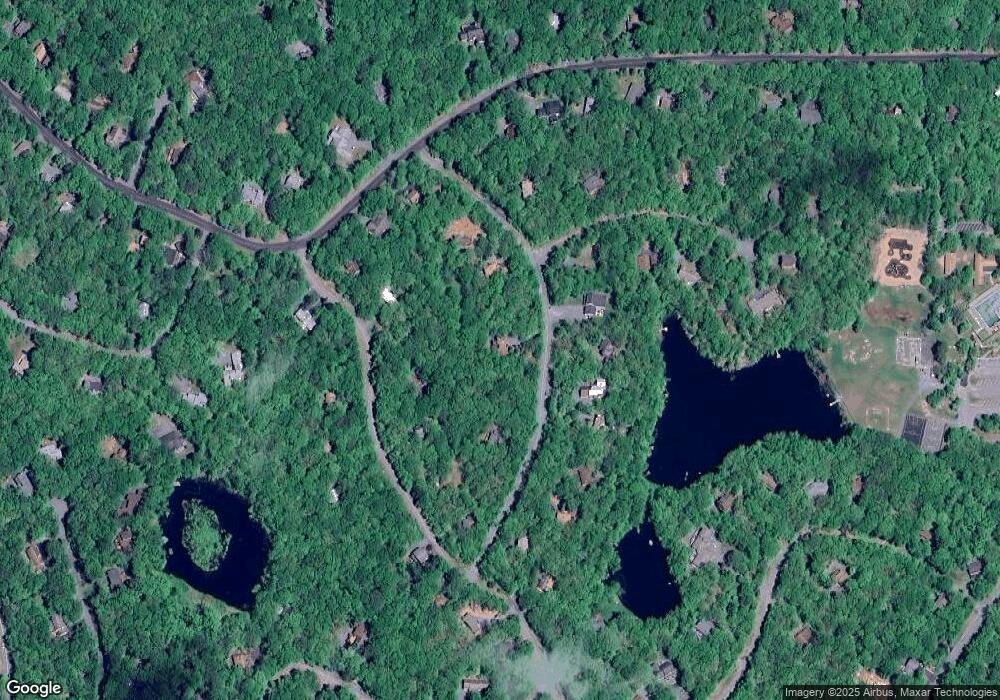 108 Rimrock Ln, Hawley, PA 18428 - photo 1