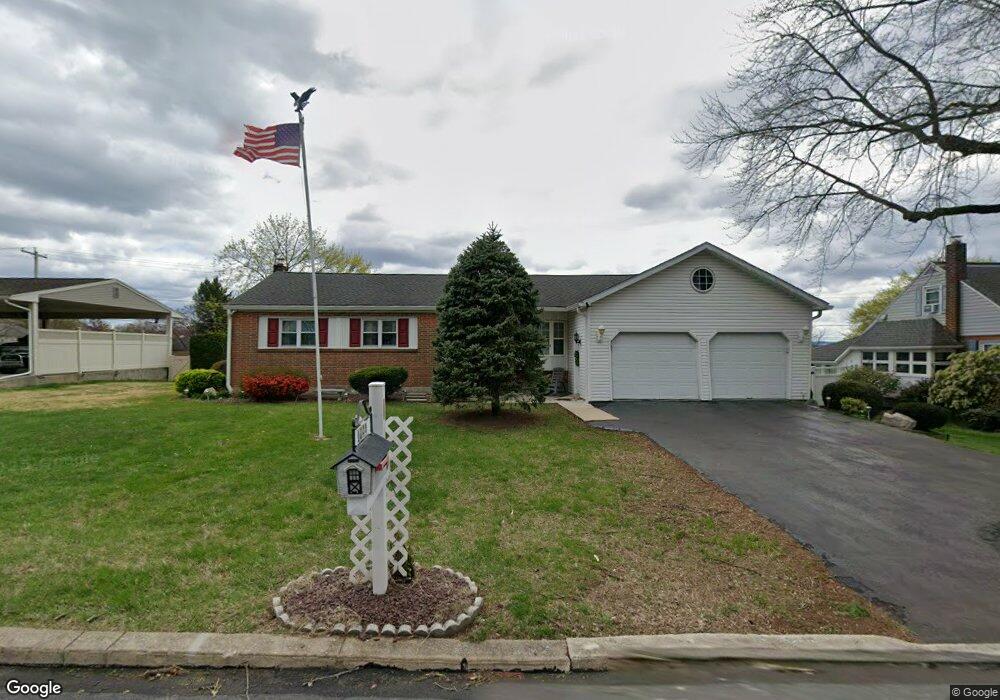 1044 Whitner Rd, Reading, PA 19605 - photo 1