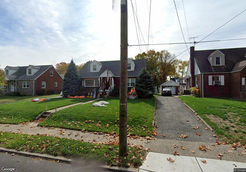 764 W Lake Ave, Rahway, NJ 07065 - photo 1