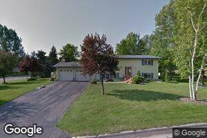 446 W Parkview Ave, Warren, MN 56762