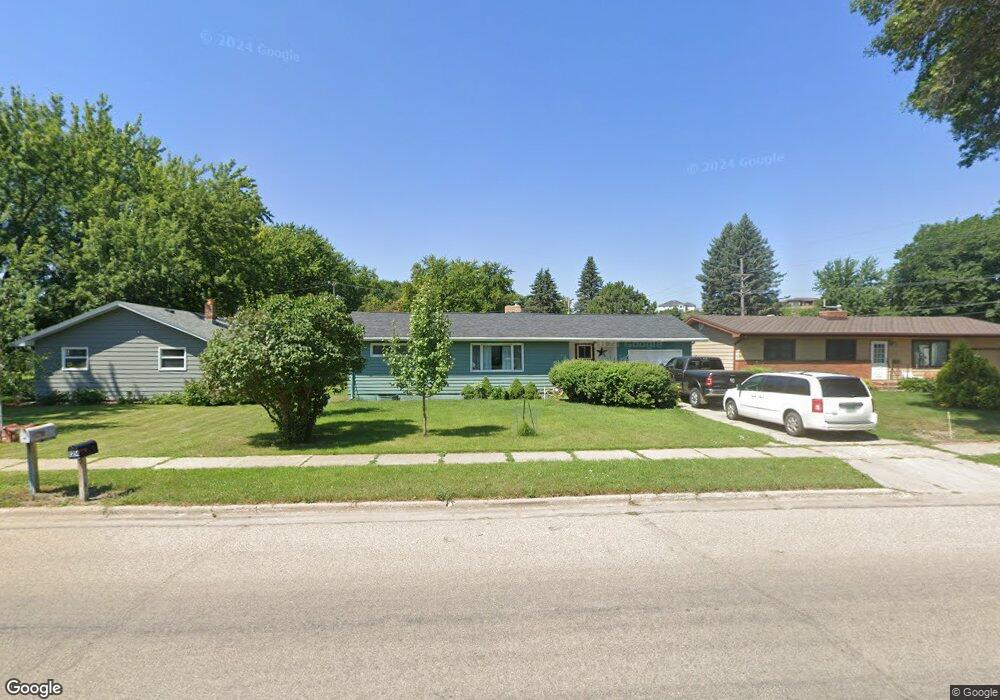 1209 4th Ave NW, Jamestown, ND 58401 - photo 1