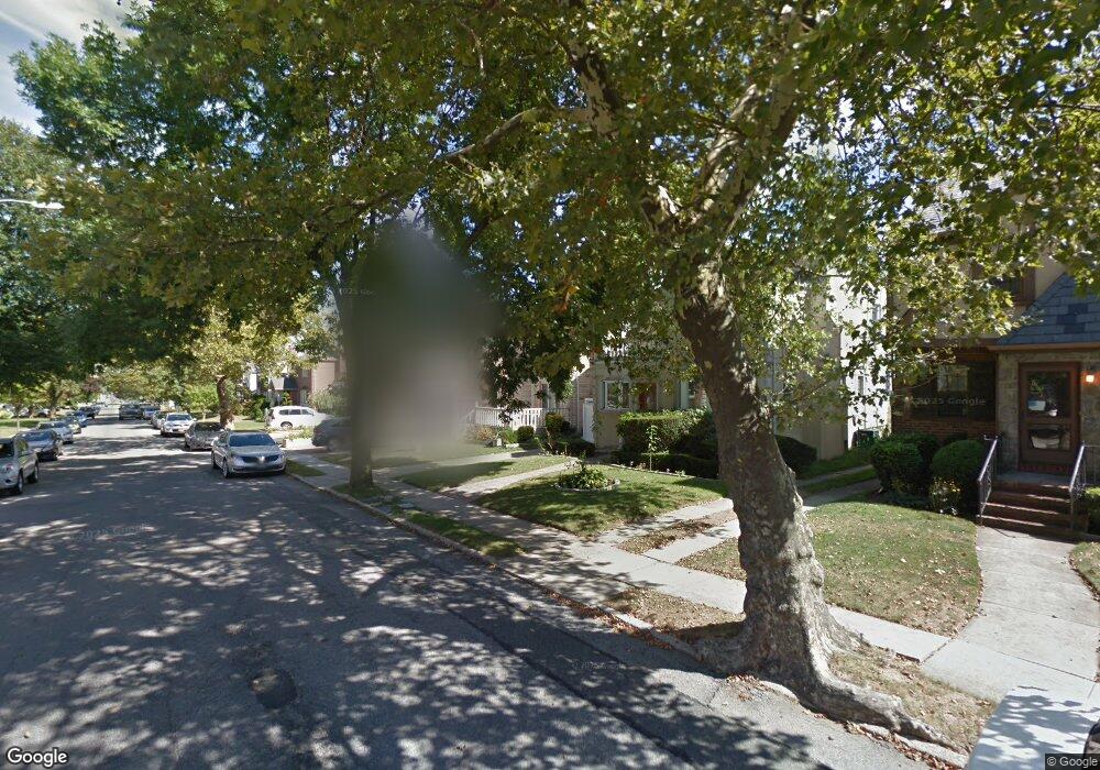 8143 189th St, Hollis, NY 11423 - photo 1