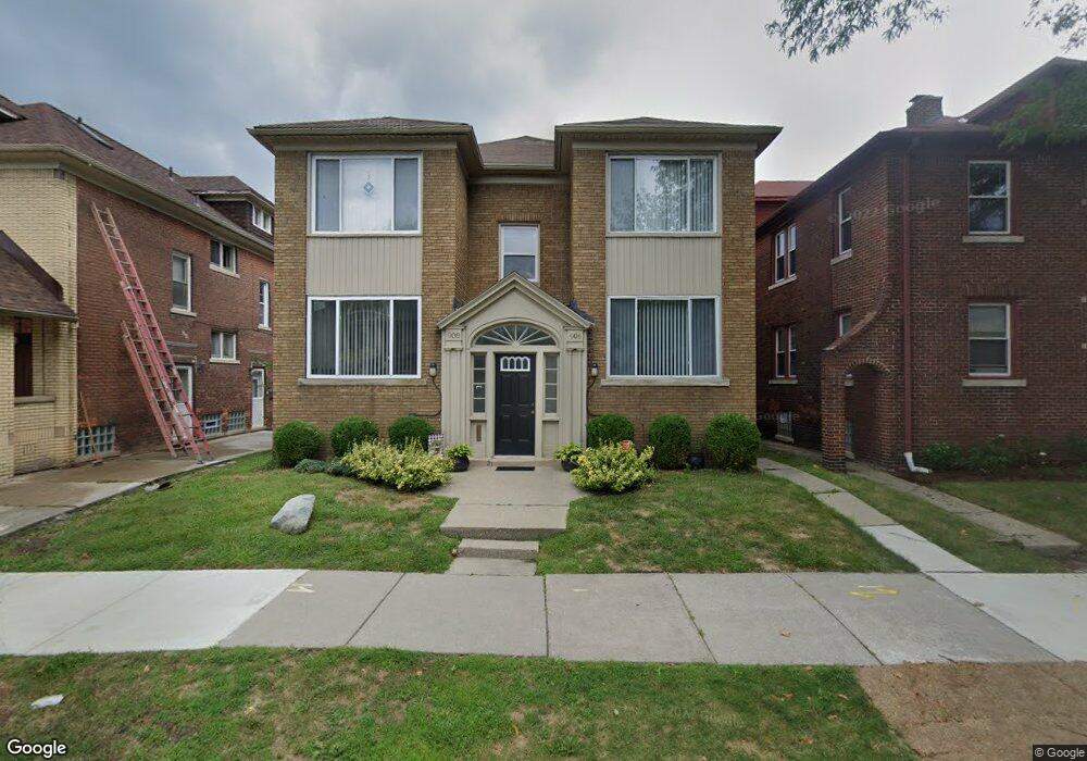 906 Nottingham Rd unit 1, Grosse Pointe Park, MI 48230 - photo 1