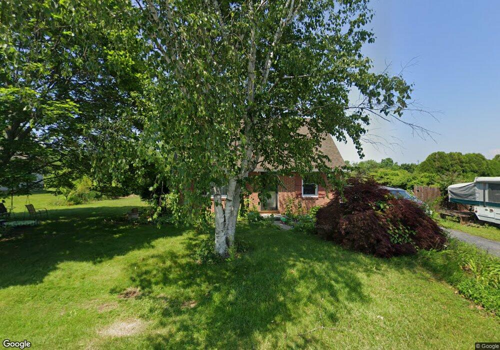 673 Hamilton Ave, Chambersburg, PA 17202 - photo 1