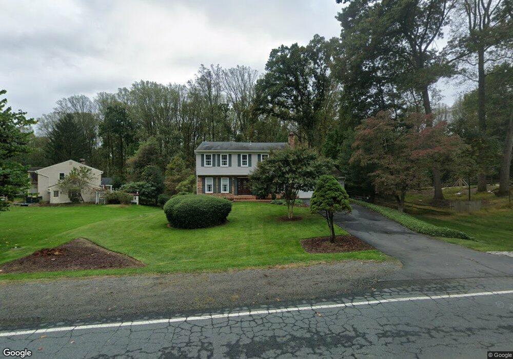 12223 Folkstone Dr, Herndon, VA 20171 - photo 1