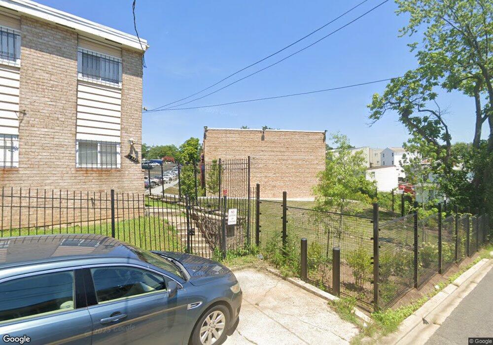 5348 Jay St NE, Washington, DC 20019 - photo 1