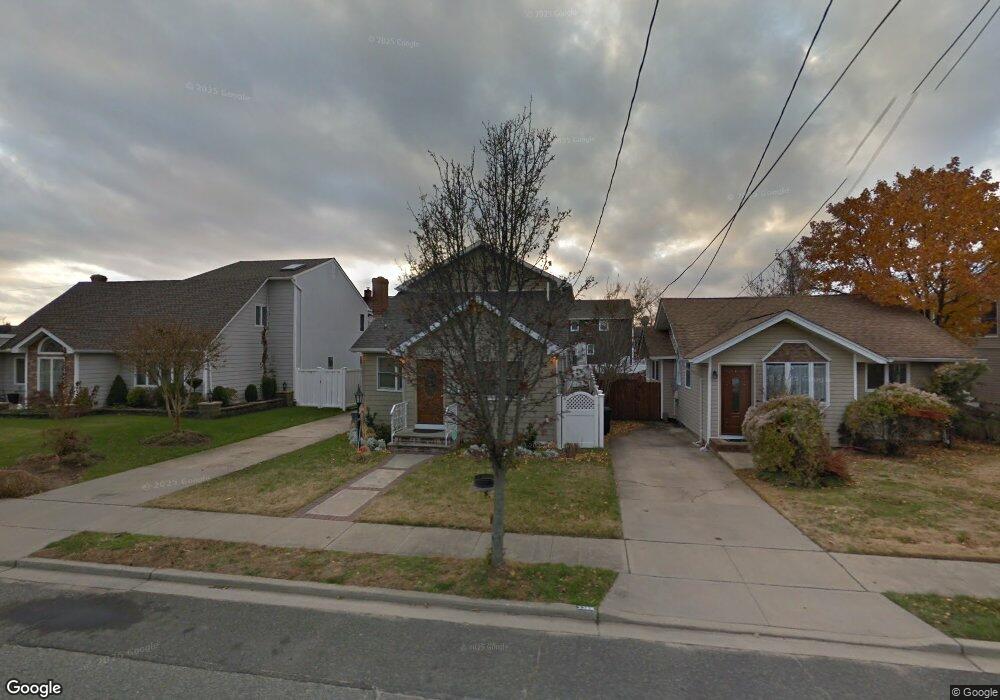 3388 Bay Front Dr, Baldwin, NY 11510 - photo 1