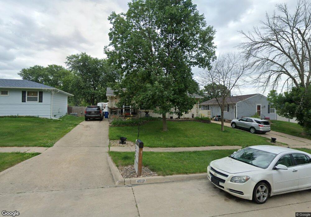 4517 SE 6th St, Des Moines, IA 50315 - photo 1