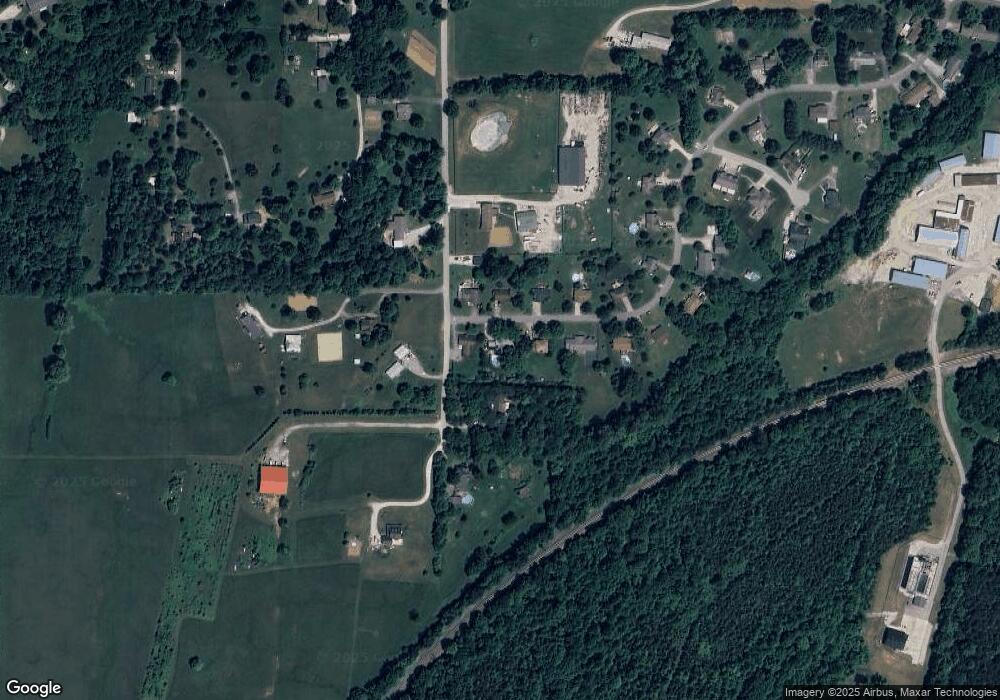 9041 Richland Dr, Georgetown, IN 47122 - photo 1