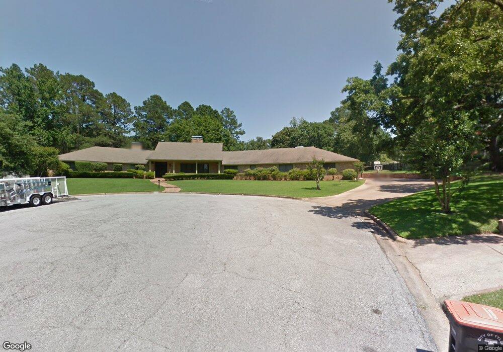 1720 Devonshire Dr, Tyler, TX 75703 - photo 1