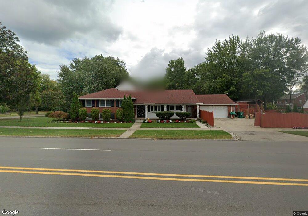 1433 Buckingham Rd, Grosse Pointe Park, MI 48230 - photo 1