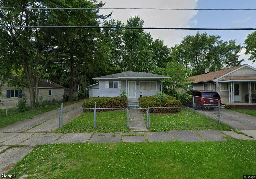 1710 Knapp Ave, Flint, MI 48503 - photo 1