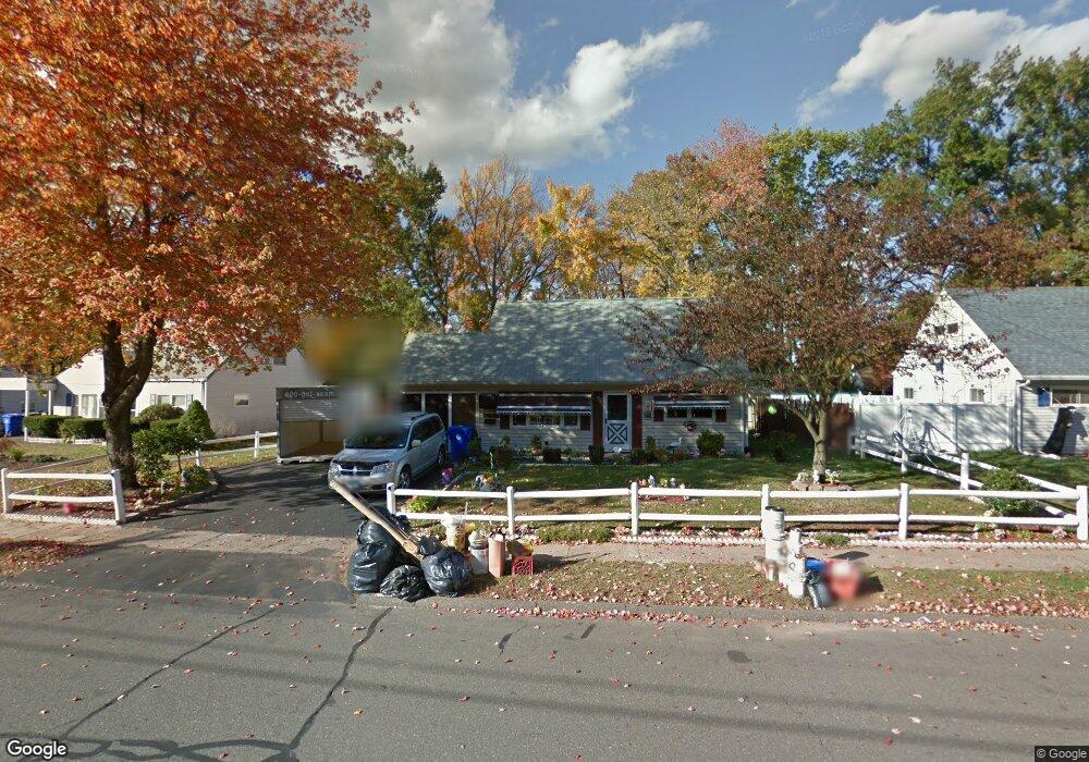 92 Burke St, East Hartford, CT 06118 - photo 1