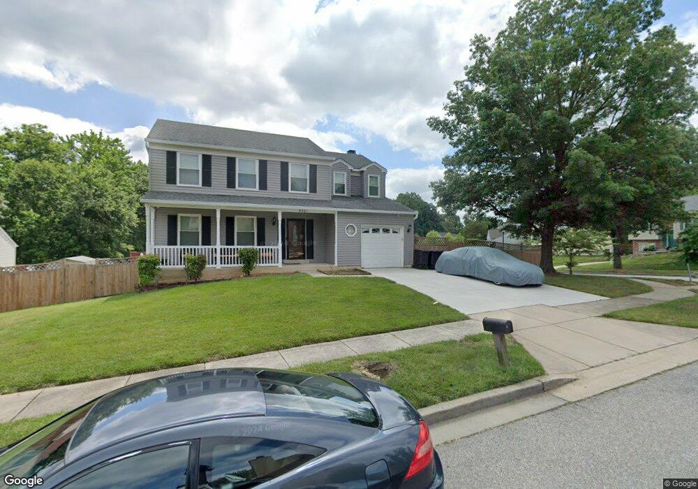 5201 Dartmoor Ct, Lanham, MD 20706 - photo 1