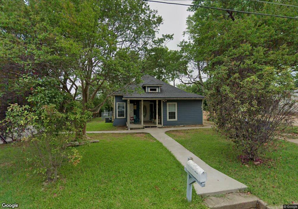 1000 W Hanna St, Denison, TX 75020 - photo 1