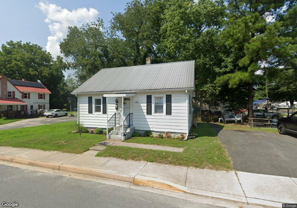 501 W 7th St, Laurel, DE 19956 - photo 1