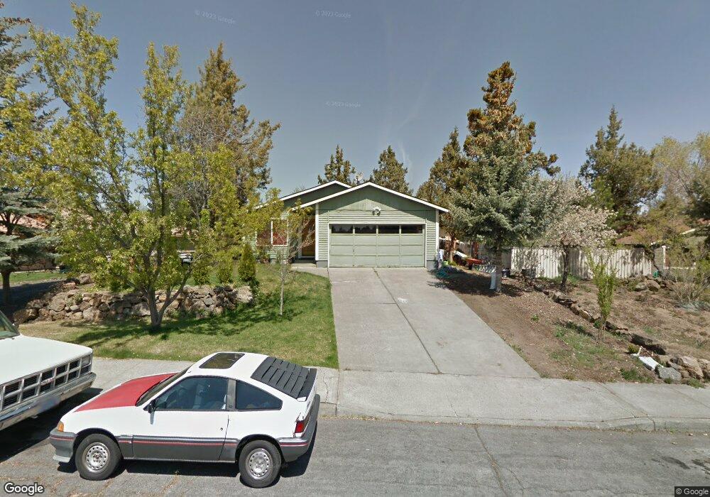 2058 NE Monterey Ave, Bend, OR 97701 - photo 1