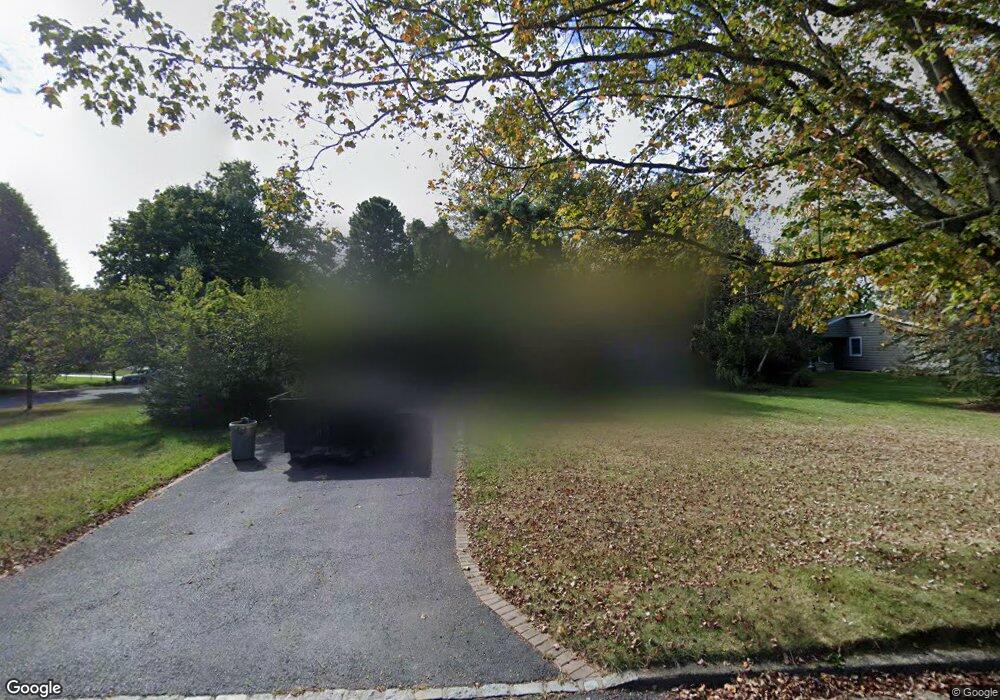 20 Gallatin Dr, Dix Hills, NY 11746 - photo 1