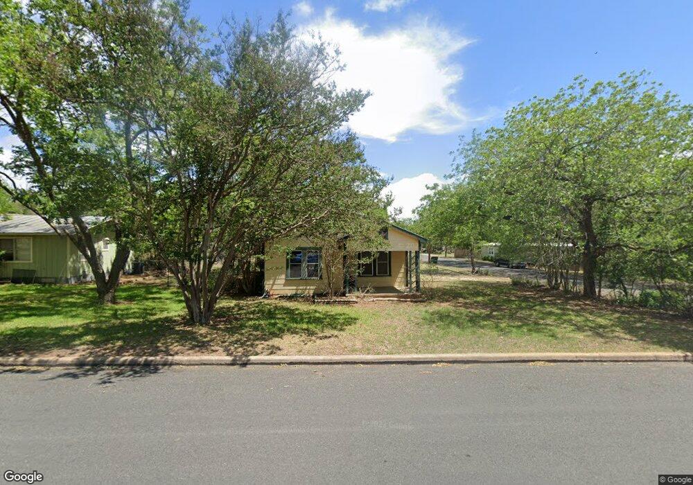 702 Whitney St, Fredericksburg, TX 78624 - photo 1