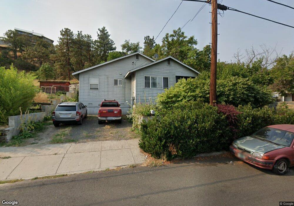 320 E 14th St, the Dalles, OR 97058 - photo 1