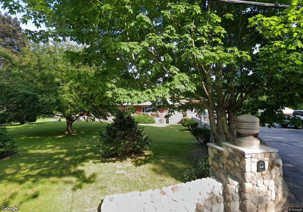 167 Marsh Rd, Pelham, NH 03076 - photo 1