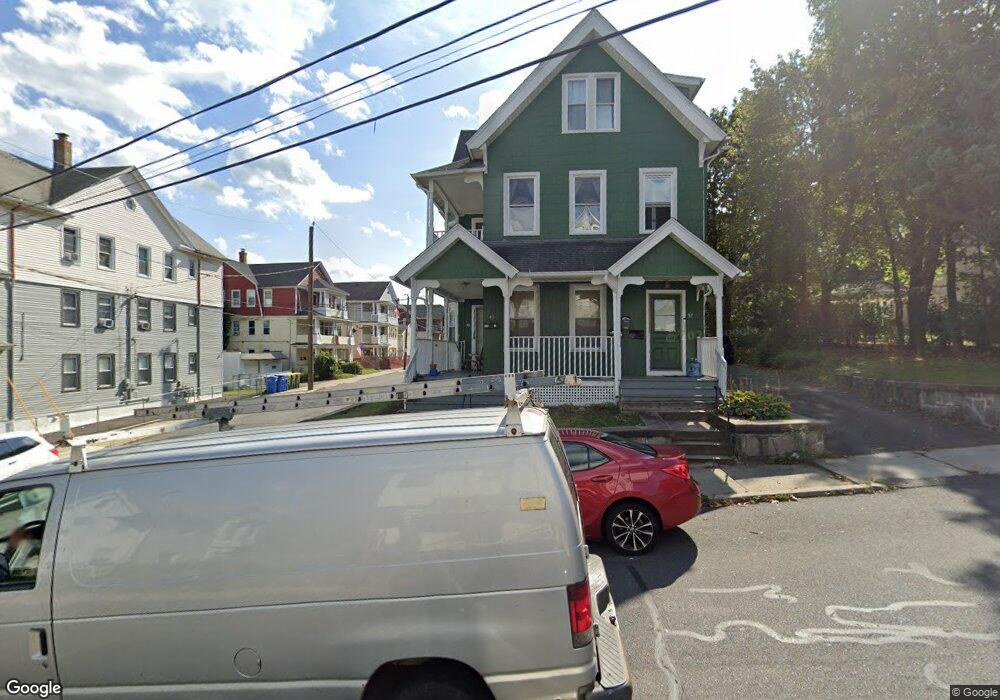 95 Sunnyside Ave unit 2nd F, Waterbury, CT 06708 - photo 1