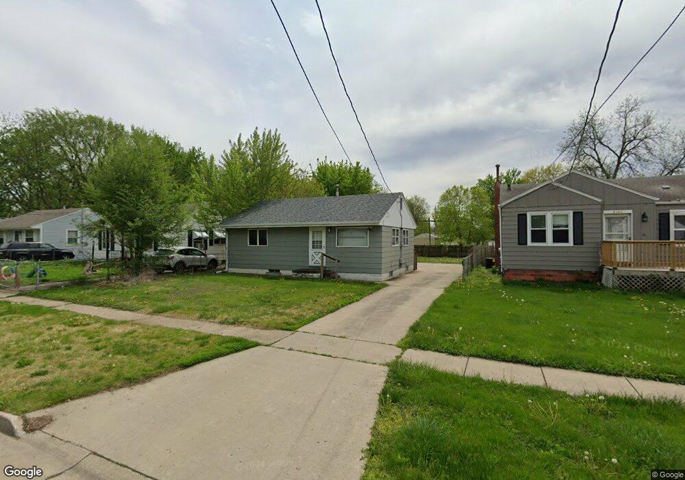 2309 Maple St, Des Moines, IA 50317 - photo 1