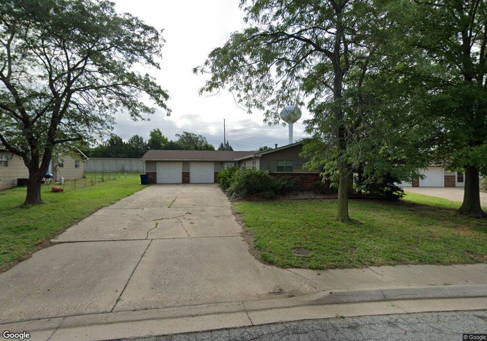 1432 Shelly Dr, Mulvane, KS 67110 - photo 1