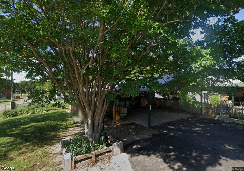 4512 Cardinal Dr, Granbury, TX 76049 - photo 1