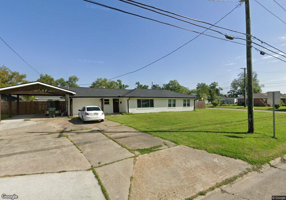 316 W Sale Rd, Lake Charles, LA 70605 - photo 1