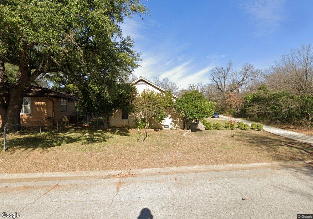 701 W Brock St, Denison, TX 75020 - photo 1