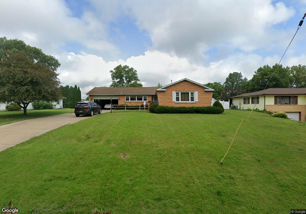 661 S Cass St, Virginia, IL 62691 - photo 1